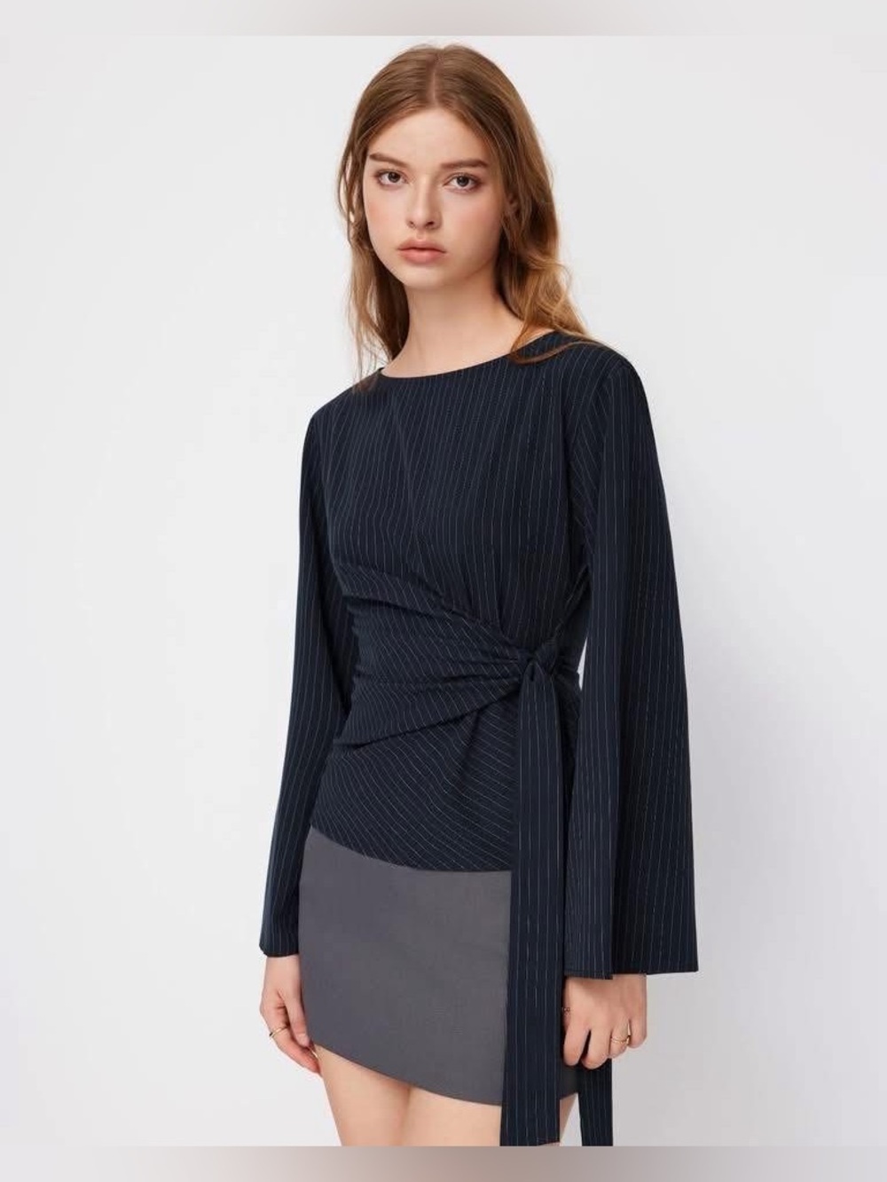 CIDER NAVY BLUE BOAT NECK STRIPE KNOTTED BELL SLEEVE BLOUSE - xxs nwt